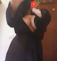 634305263: Chica busca chico en Gerona
