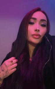 624234921: Chica busca chico en Barcelona