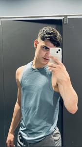 624931290: Chico busca chica en Valencia