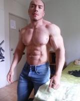 676792636: Chico busca chica en Madrid