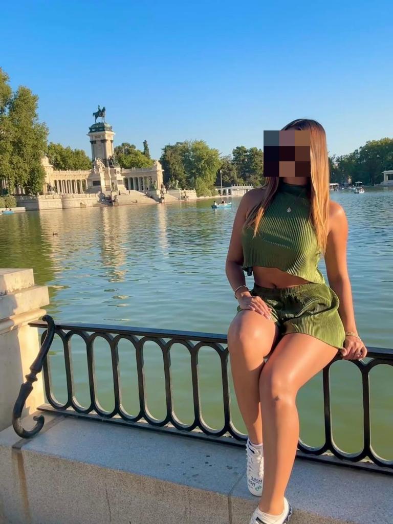 Chica busca chico en Barcelona: 