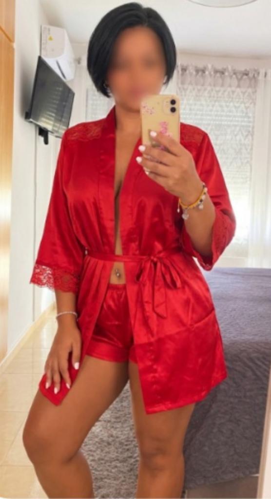 641457477: Chica busca chico en Murcia