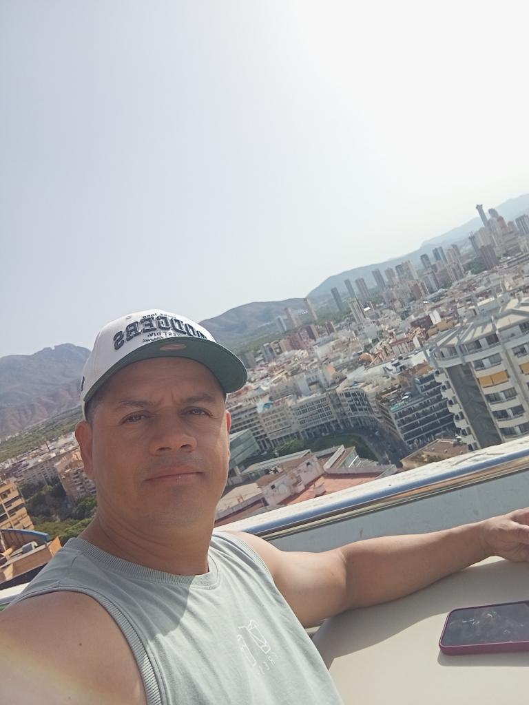 Chica busca chico en Valencia: 