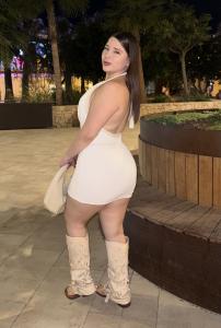 617824530: Chica busca chico en Ibiza