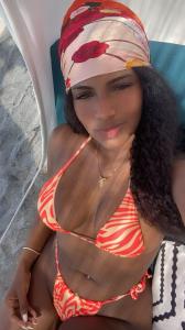 603557433: Chica busca chico en Valencia