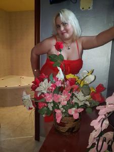 641534381: Chica busca chico en Lérida