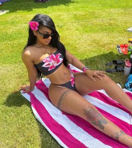 674379860: Chica busca chico en Barcelona