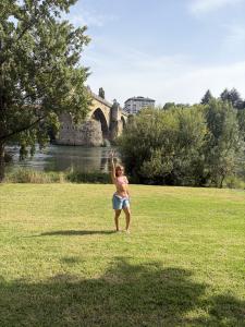 613114866: Chica busca chico en La Coruña