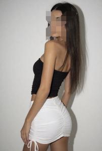 613114598: Chica busca chico en Málaga
