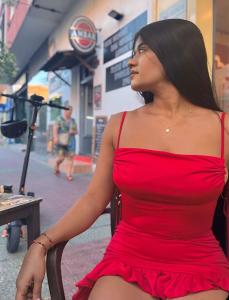 600846174: Chica busca chico en Barcelona