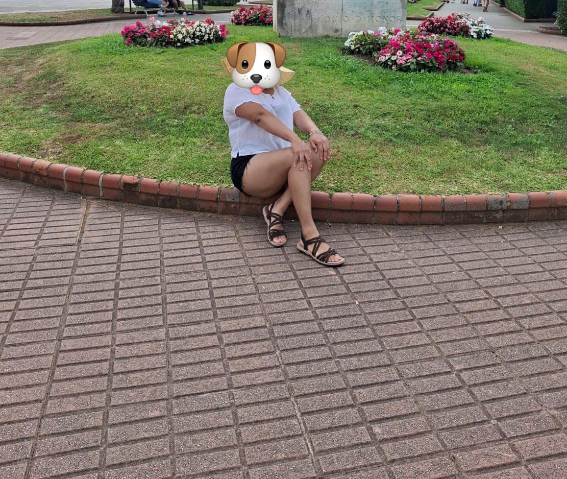 631206563: Chica busca chico en Cantabria