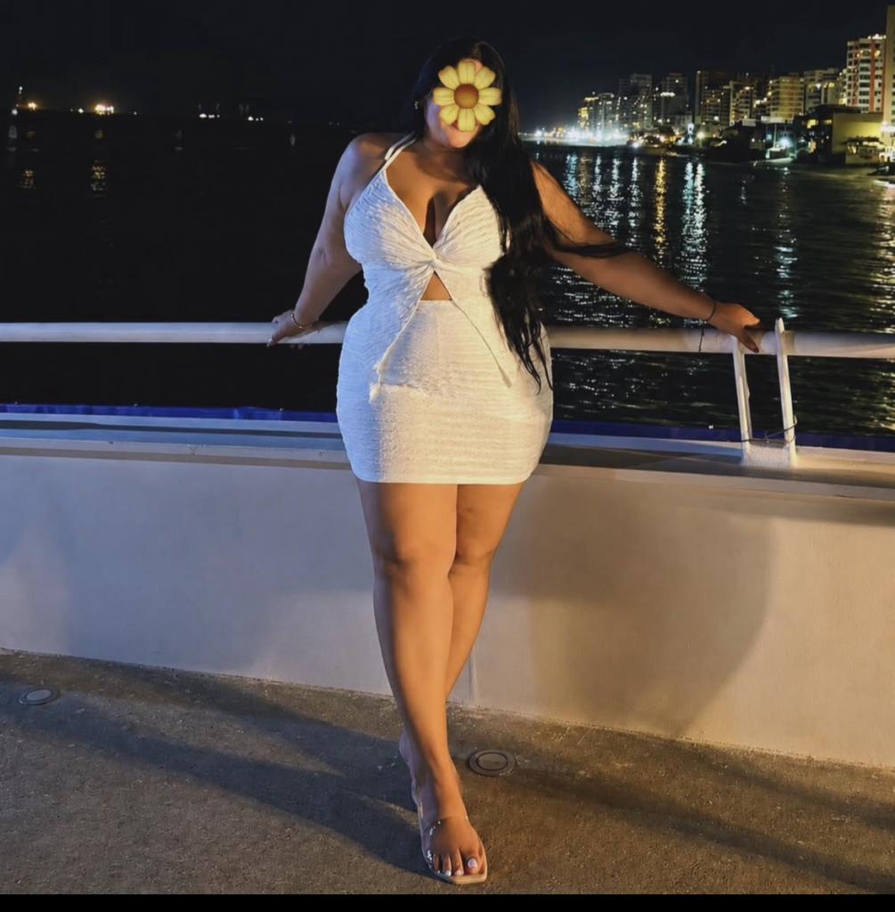 621093611: Chica busca chico en Granada