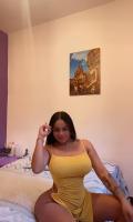 647299043: Chica busca chico en La Coruña