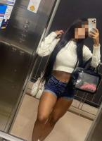 643553129: Chica busca chico en Granada