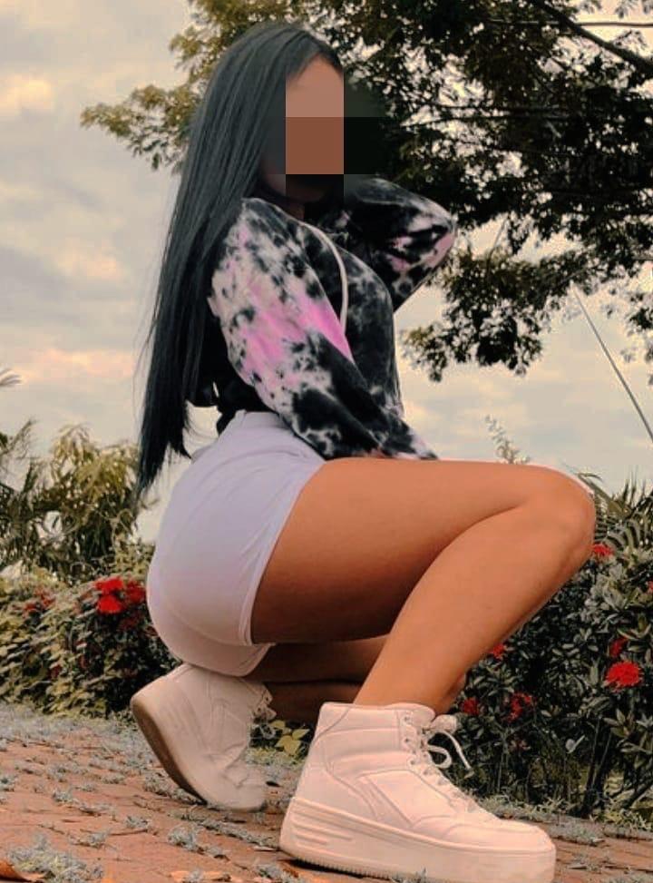 Chica busca chico en Granada: 