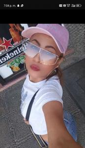 Chica busca chico en Tenerife: 