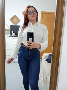 Chica busca chico en Huelva: 