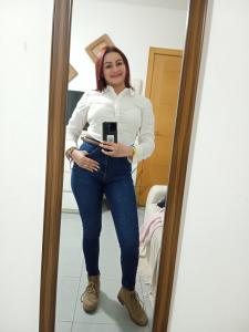 Chica busca chico en Huelva: 