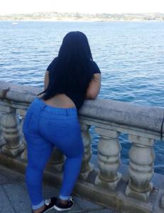Chica busca chico en Asturias: 