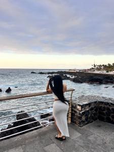 Chica busca chico en Tenerife: 