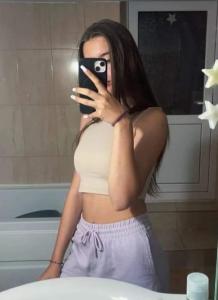 Chica busca chico en Cádiz: 