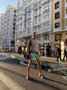Chico busca chica en Madrid: 