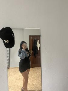 Chica busca chico en Cádiz: 