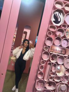 625957301: Chica busca chico en Madrid