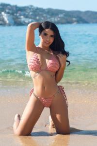 625957301: Chica busca chico en Madrid