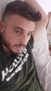 665058018: Chico busca chica en Málaga