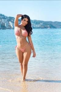 625957301: Chica busca chico en Madrid