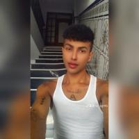 617115120: Chico busca chica en Cádiz