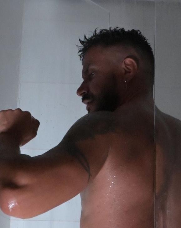 612298399: Chico busca chica en Madrid