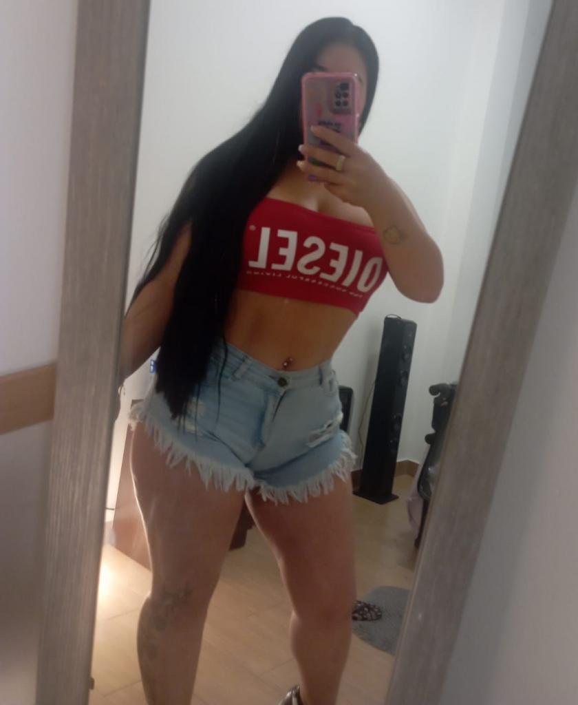 Chica busca chico en Tarragona: Chica busca chico