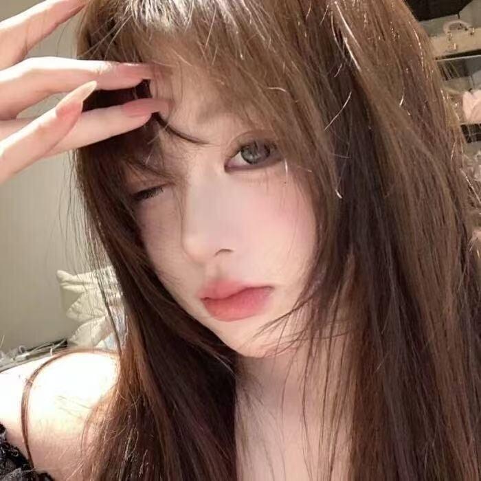 634833137: Chica busca chico en Barcelona