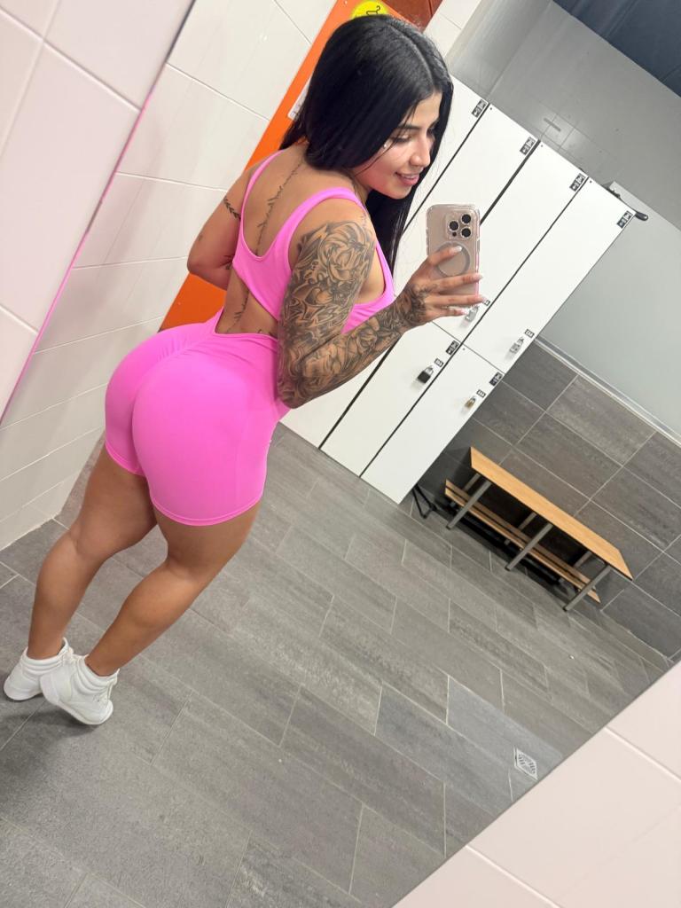 Chica busca chico en Menorca: 