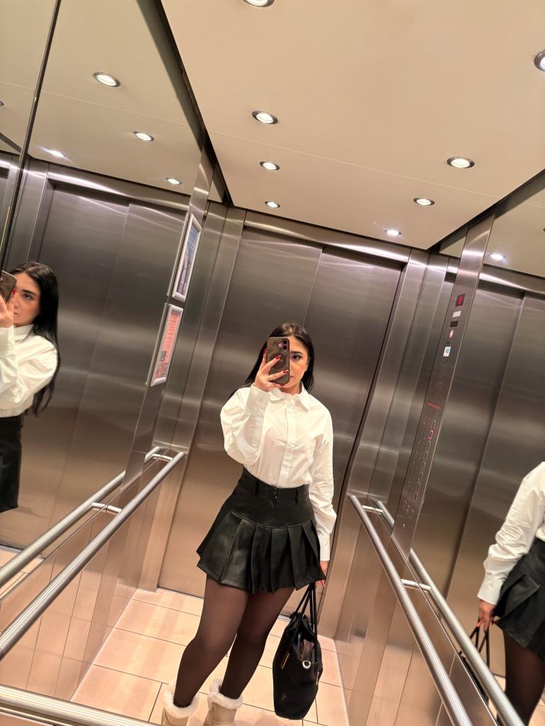 Chica busca chico en Sevilla: 