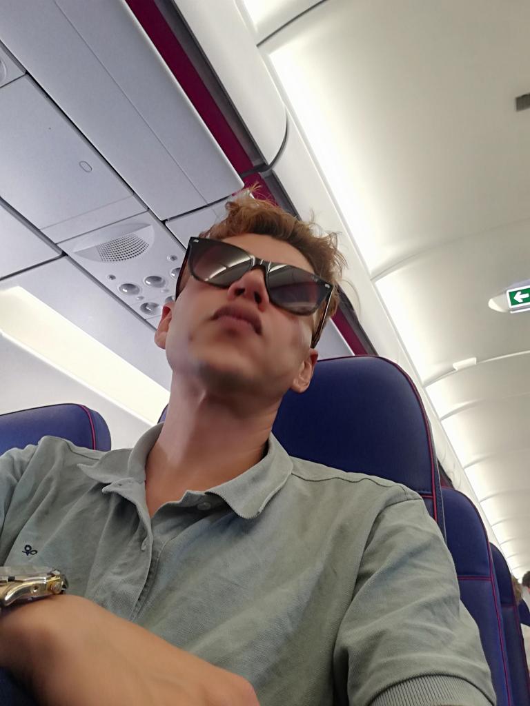 Chico busca chica en Málaga: 