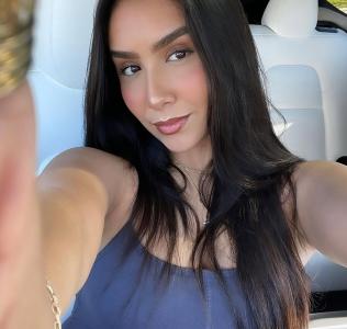 613930188: Chica busca chico en Barcelona