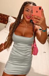 647973031: Chica busca chico en Barcelona