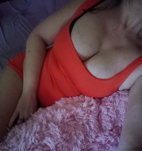651571840: Chica busca chico en Murcia