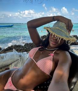 742059482: Chica busca chico en Tenerife