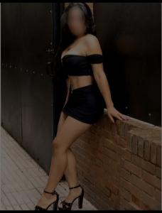 634150143: Chica busca chico en Navarra