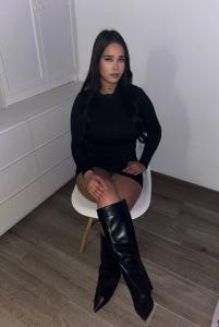 600202100: Chica busca chico en Málaga