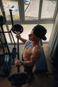 610322546: Chico busca chica en Madrid