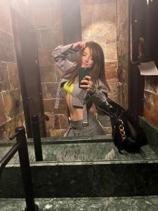 613437838: Chica busca chico en Madrid