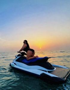 621093611: Chica busca chico en Granada