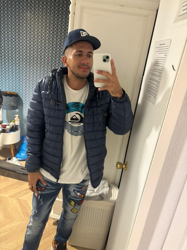 641803898: Chico busca chica en Alicante