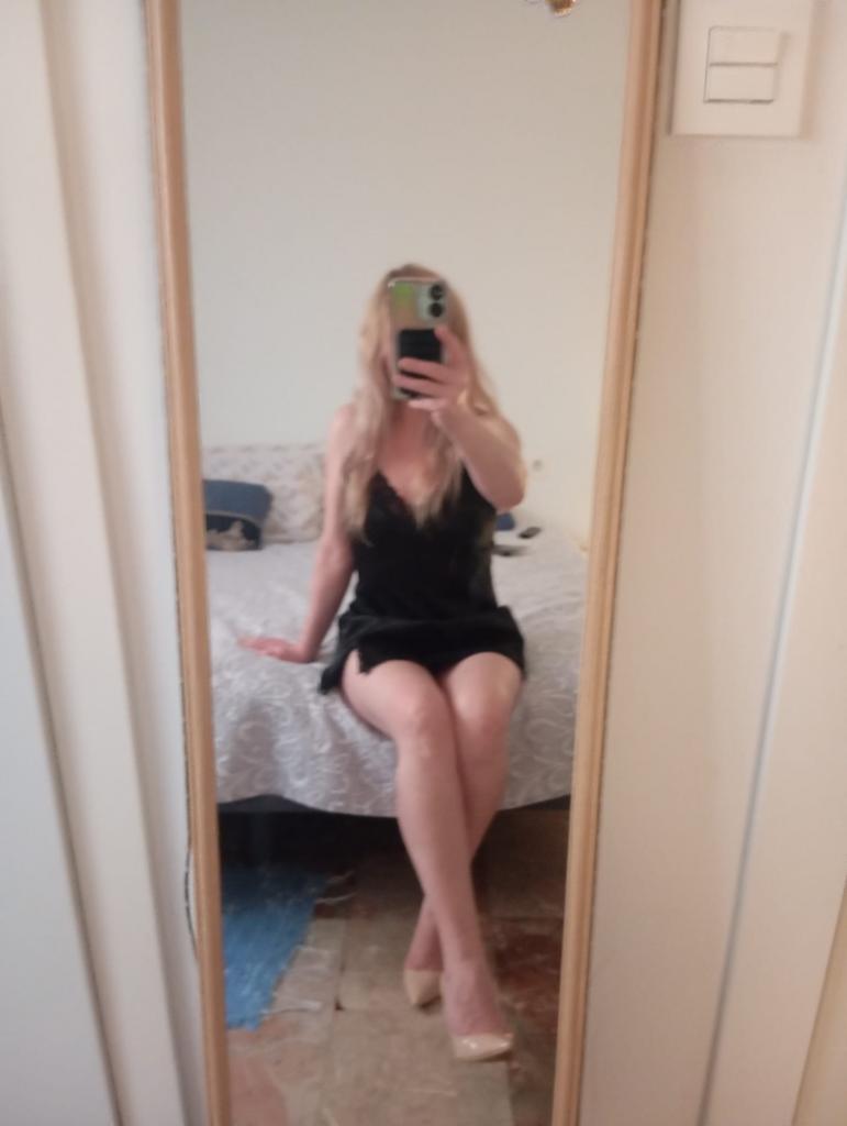 Chica busca chico en Granada: 