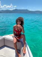 647973031: Chica busca chico en Barcelona